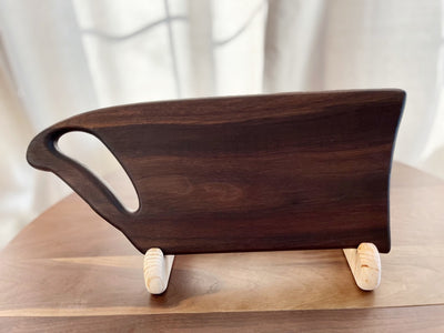 Walnut Cutting Board w/ Elongated Circle Handle - Measures: 16" x 6 1/2" x 3/4"