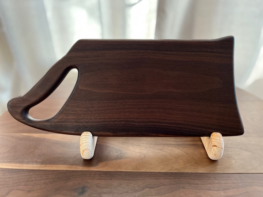Walnut Cutting Board w/ Elongated Circle Handle - Measures: 16" x 6 1/2" x 3/4"