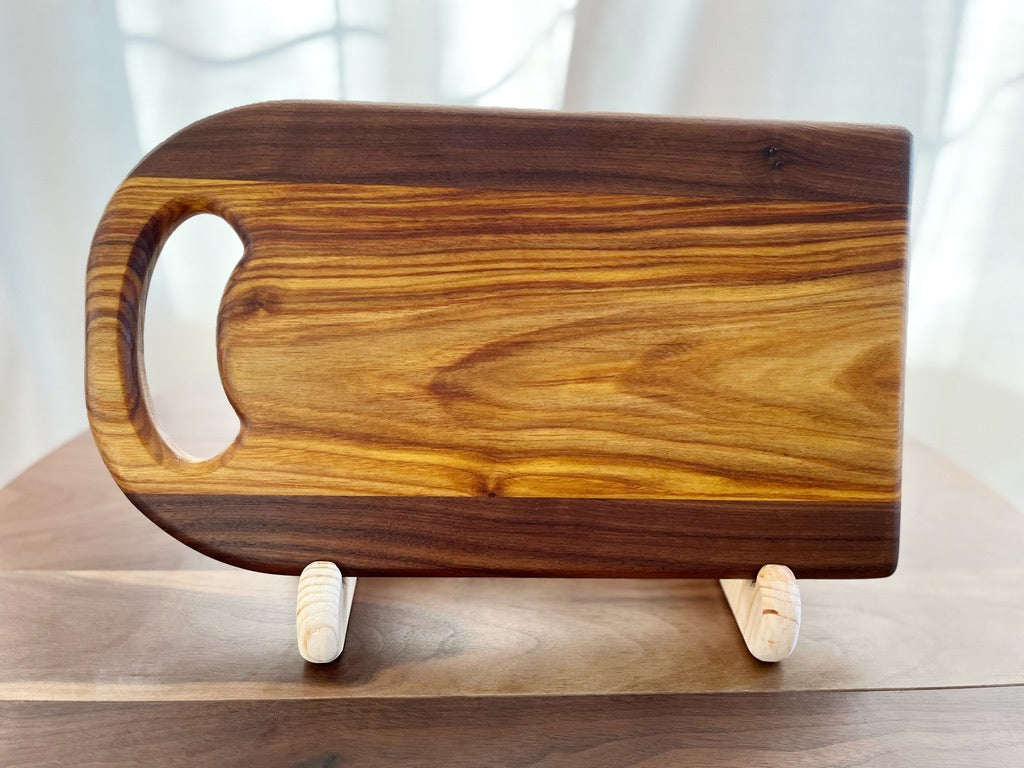 Canarywood & Walnut Cutting Board -16" x 9"x 7/8"