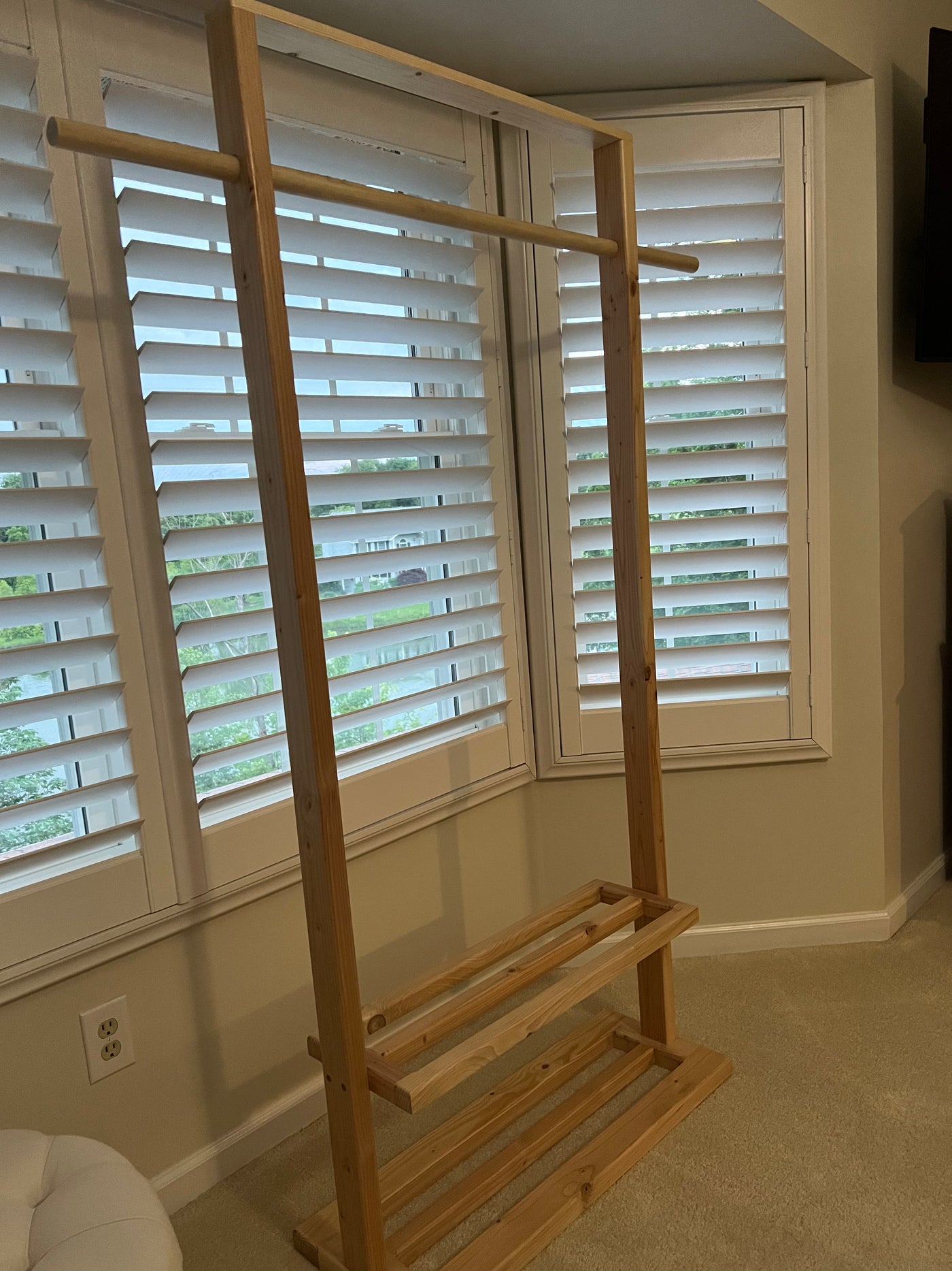 Free Standing Wooden Clothing Rack