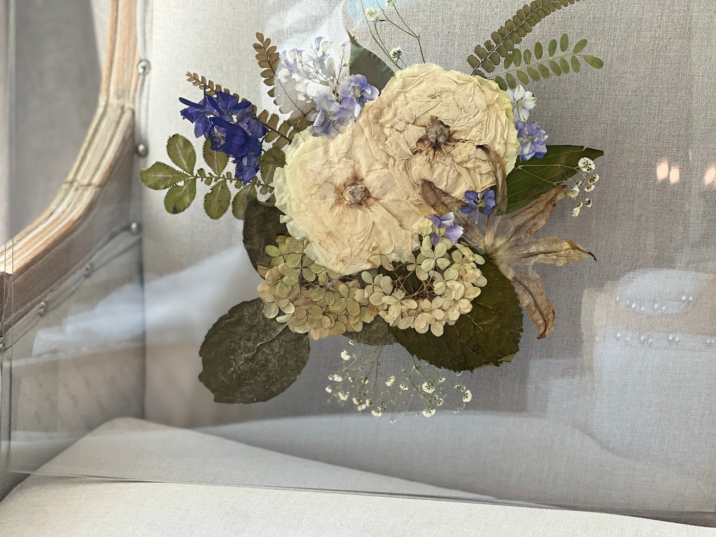 16" x 20" Floating Florals - In Between Frameless Acrylic Panes